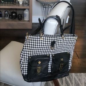 Steve Madden hound’s tooth purse